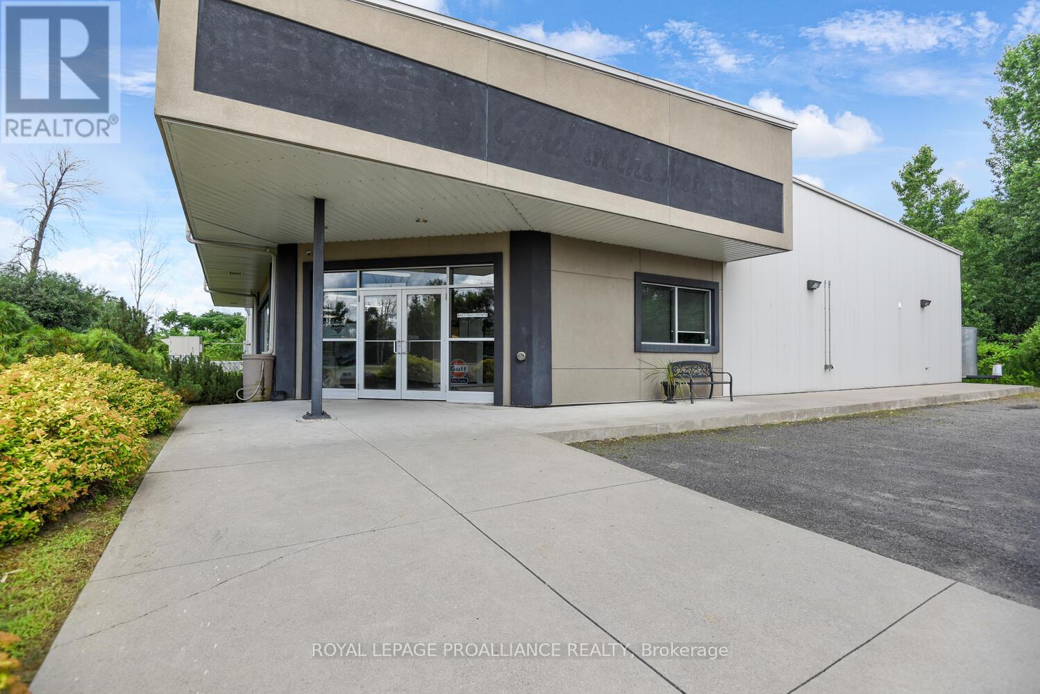 2318 Second Concession Road, Augusta, Ontario  K6V 5T1 - Photo 2 - X12282003