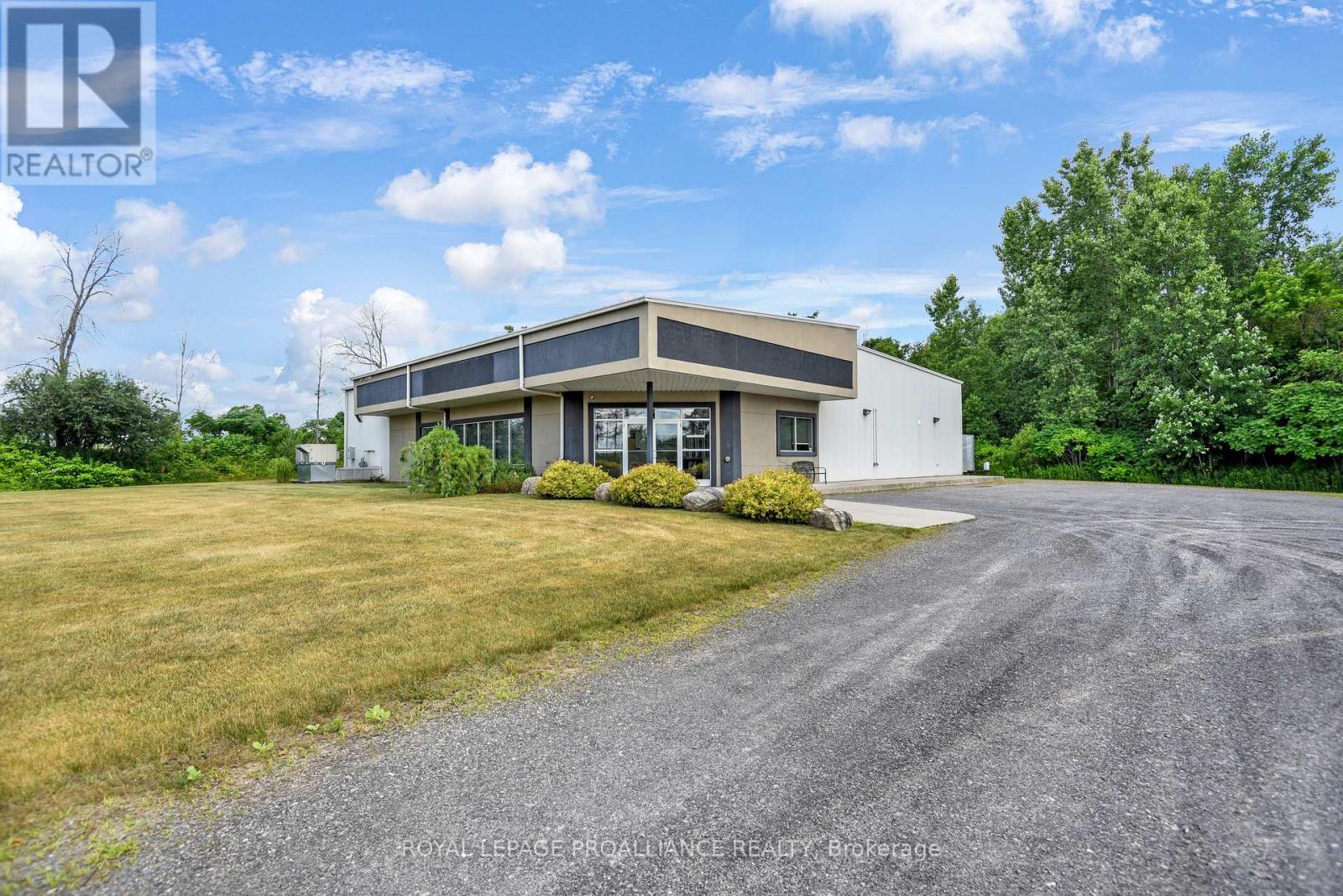 2318 SECOND CONCESSION ROAD, Augusta, Ontario