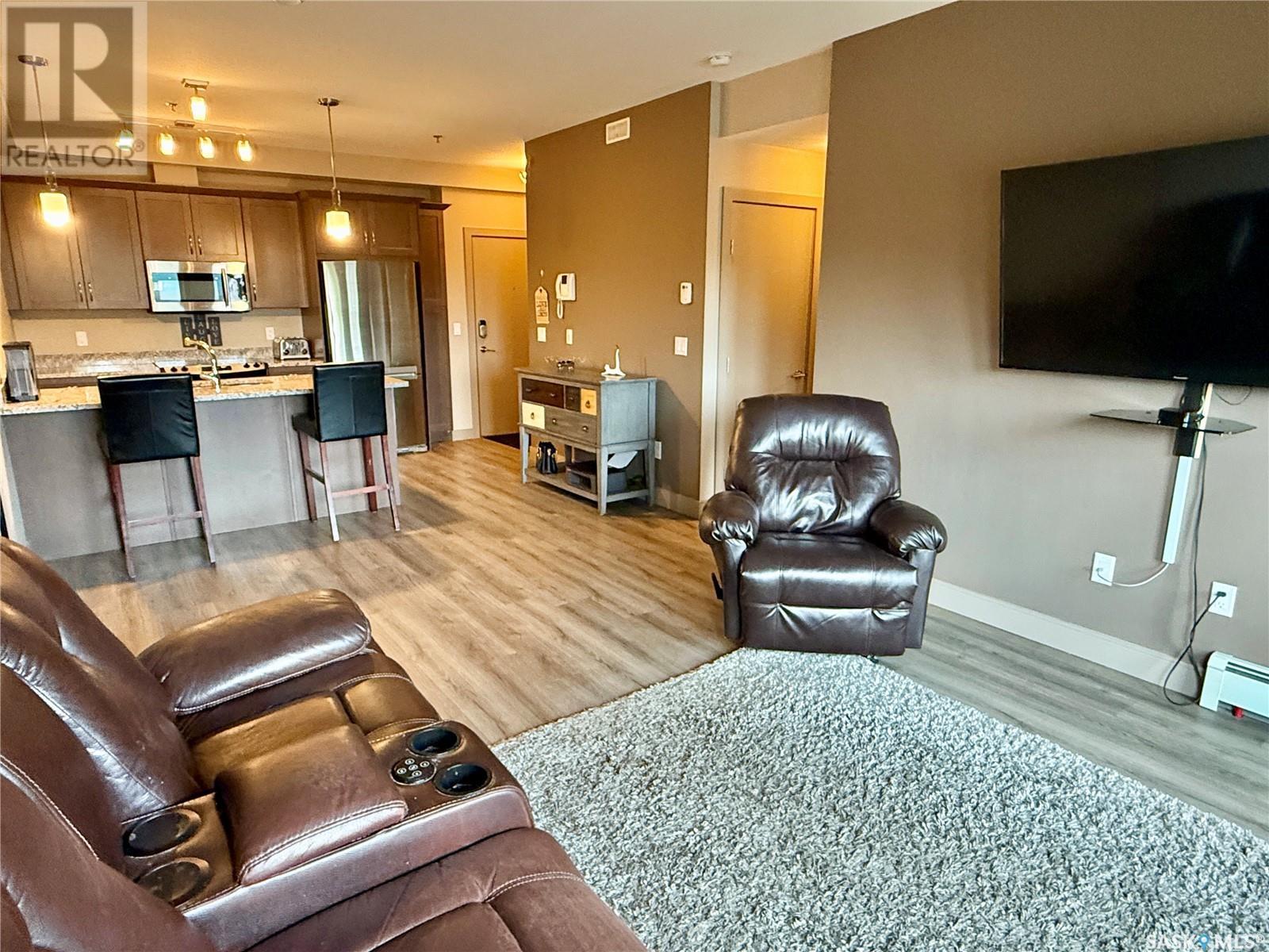Property at 122 121 Willowgrove CRESCENT image 5