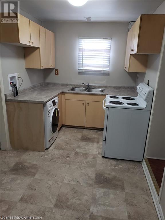 Property at 205 KENILWORTH Avenue N image 1