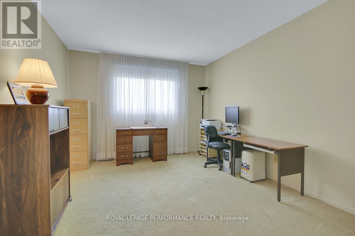 6343 Viseneau Drive, Ottawa, Ontario  K1C 2G8 - Photo 29 - X12282123