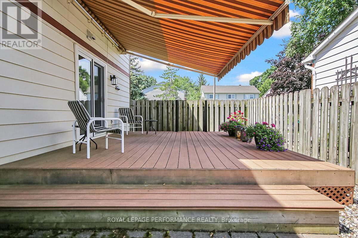 6343 Viseneau Drive, Ottawa, Ontario  K1C 2G8 - Photo 36 - X12282123