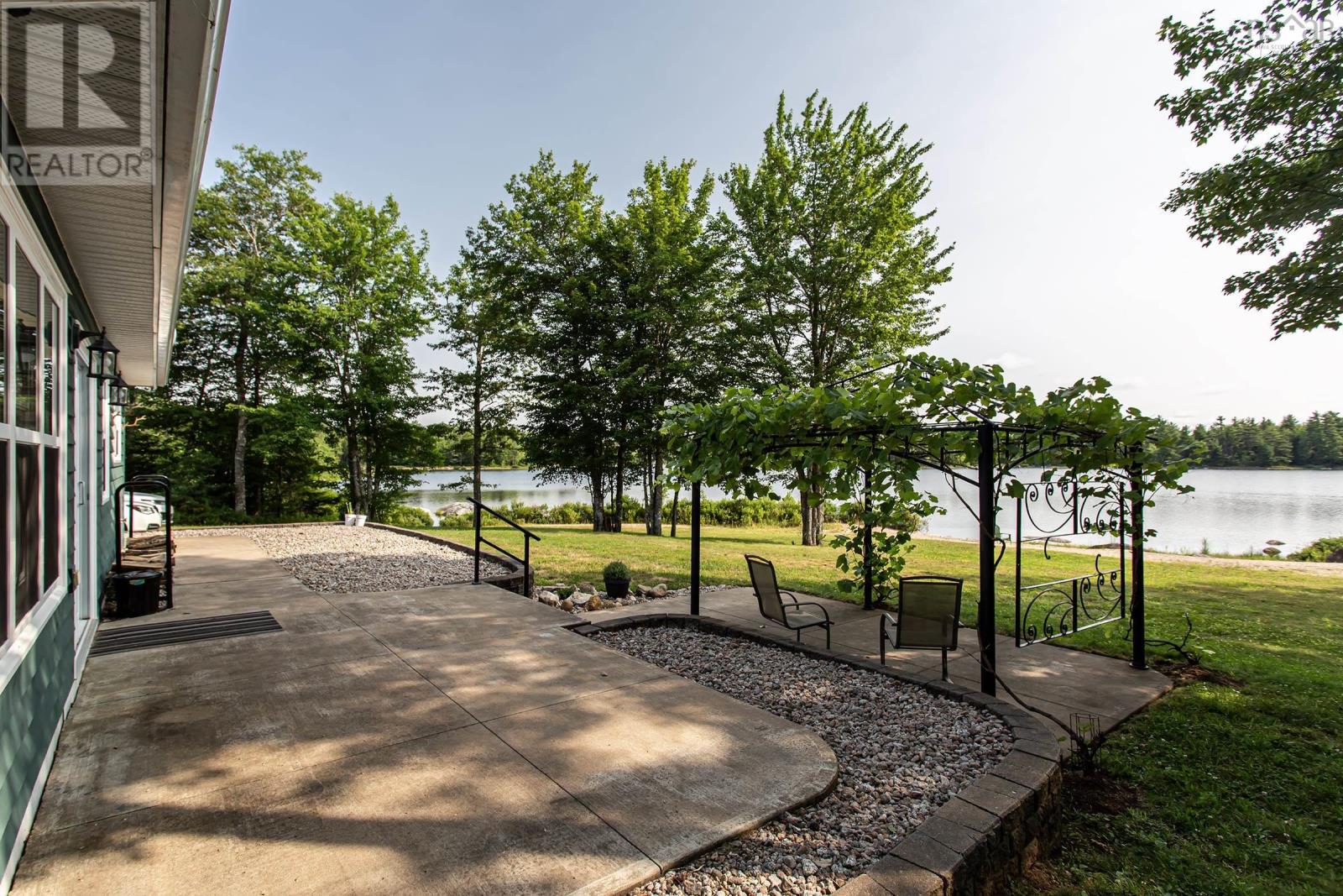 4464 Old Liverpool Road, Big Molly Upsim Lake, Nova Scotia  B0S 1P0 - Photo 11 - 202517477