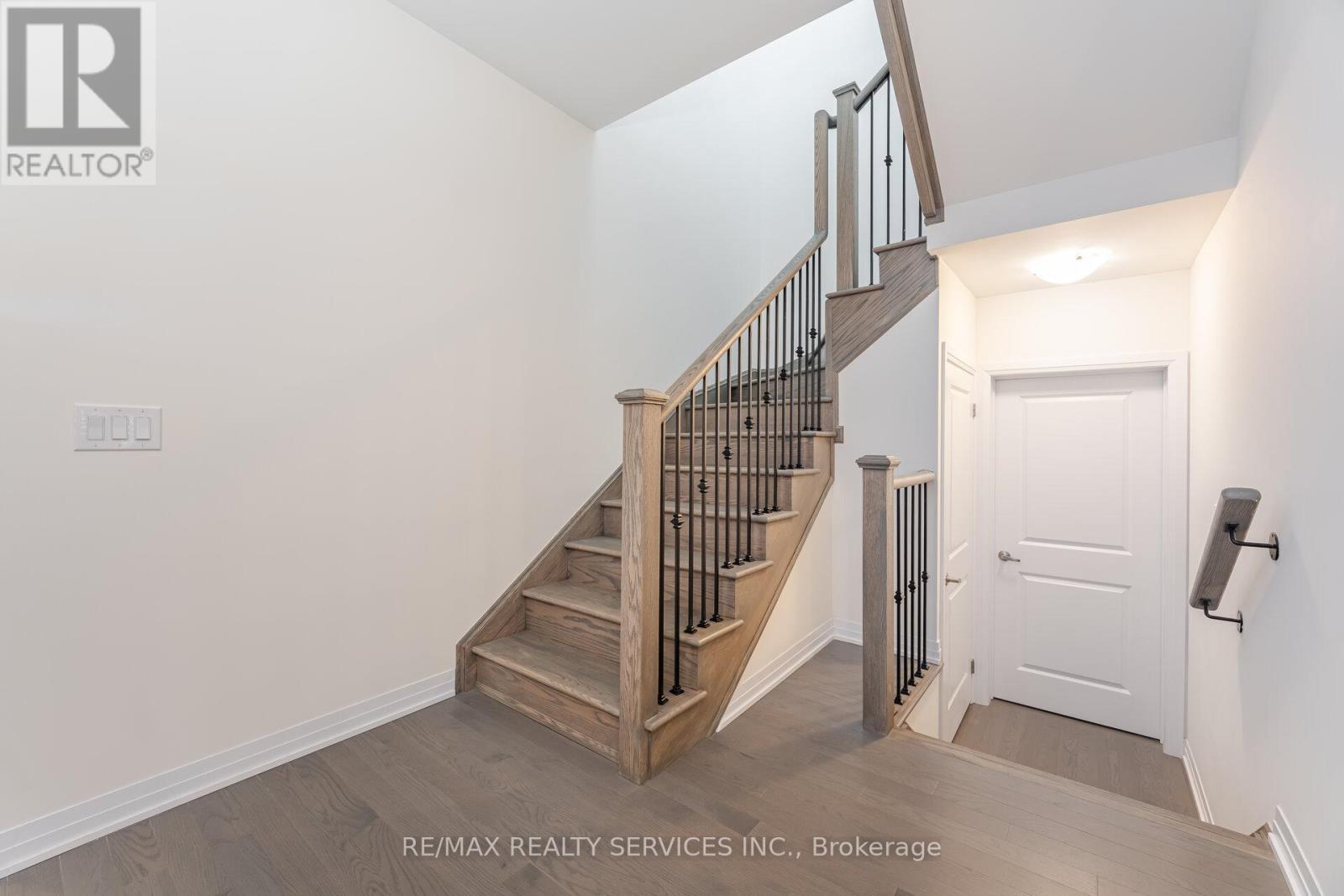 485 Adelaide Street, Wellington North (Arthur), Ontario  N0G 1A0 - Photo 20 - X12282129