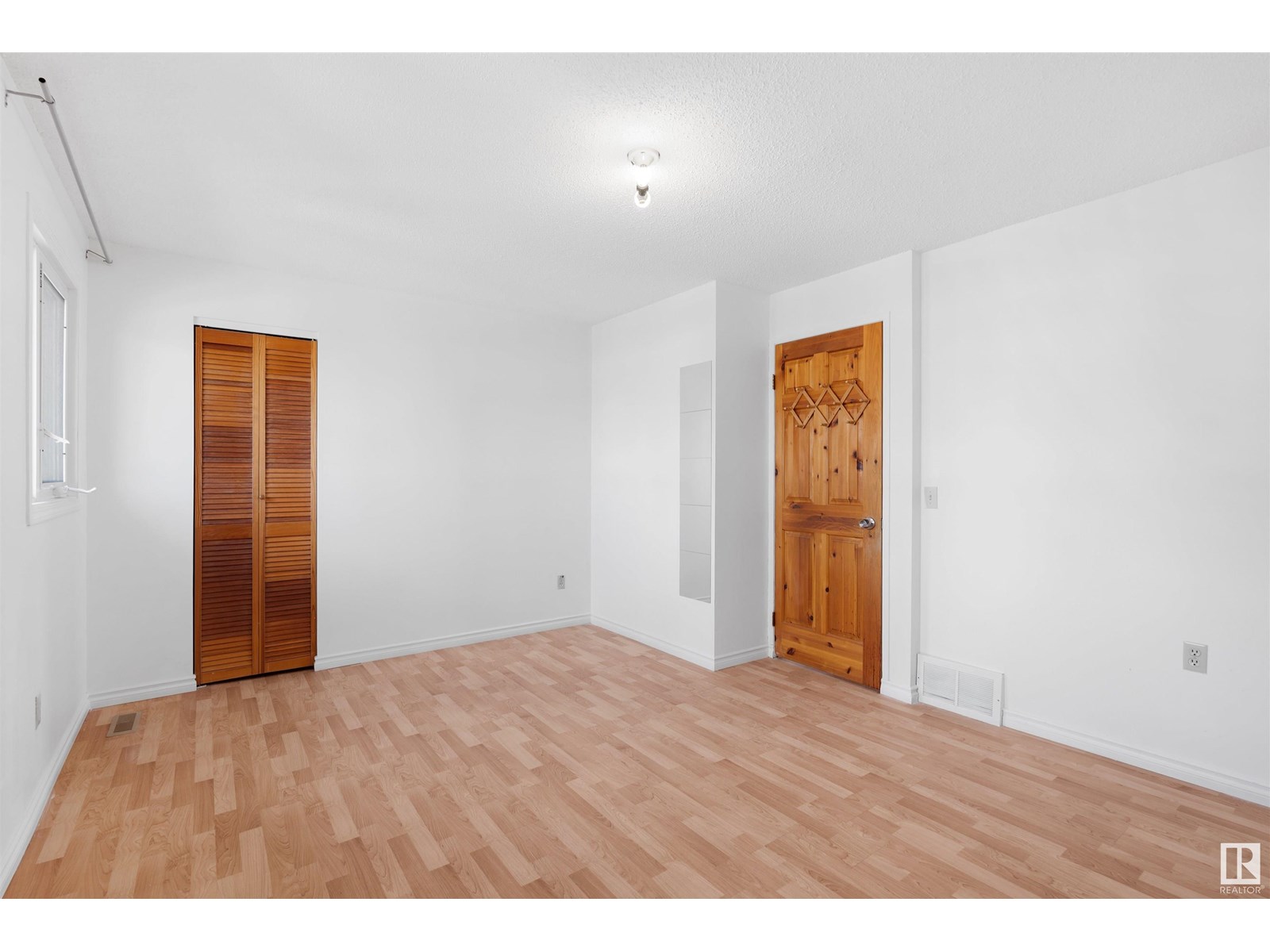 11135 26 Av Nw, Edmonton, Alberta  T6J 5M7 - Photo 15 - E4447560
