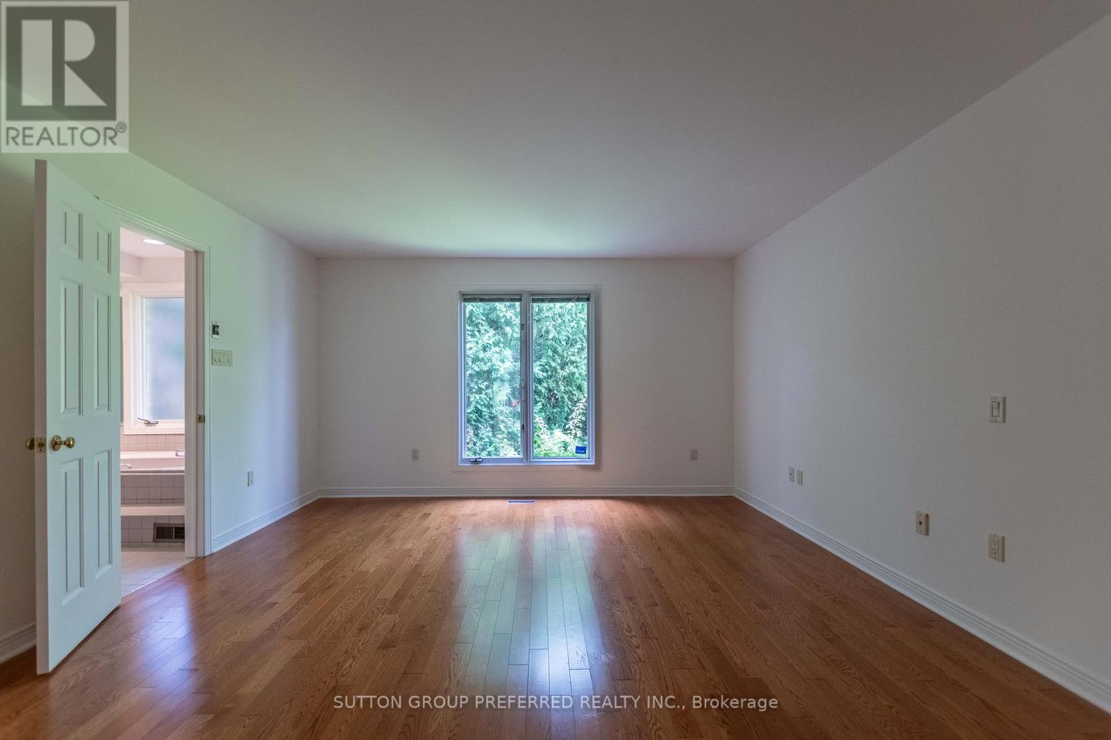 1 Highland Woods Court, London South, Ontario  N6C 5W9 - Photo 31 - X12282209