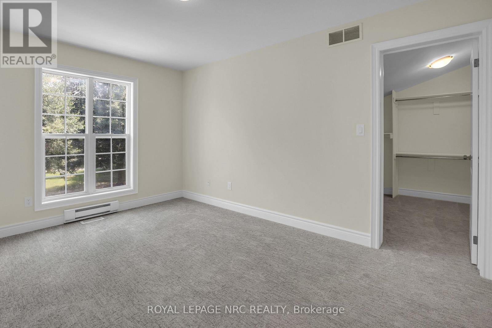 56 Queens Circle, Fort Erie, Ontario  L0S 1B0 - Photo 19 - X12282215