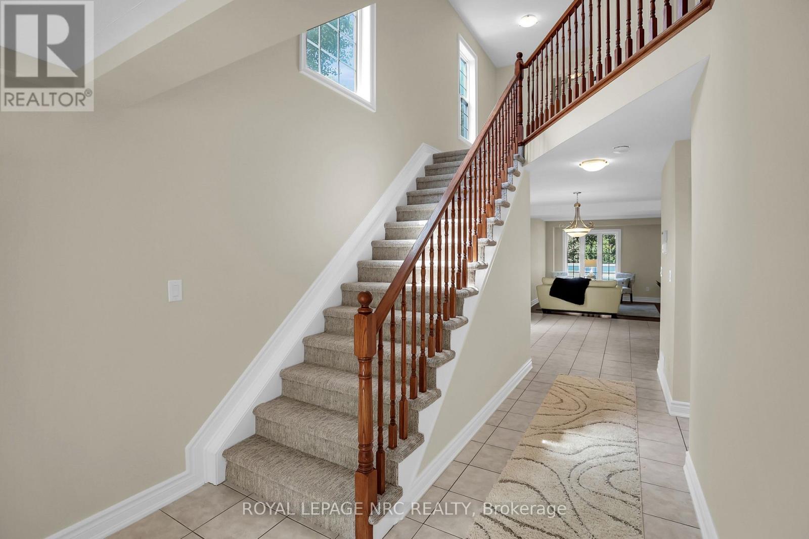 56 Queens Circle, Fort Erie, Ontario  L0S 1B0 - Photo 6 - X12282215