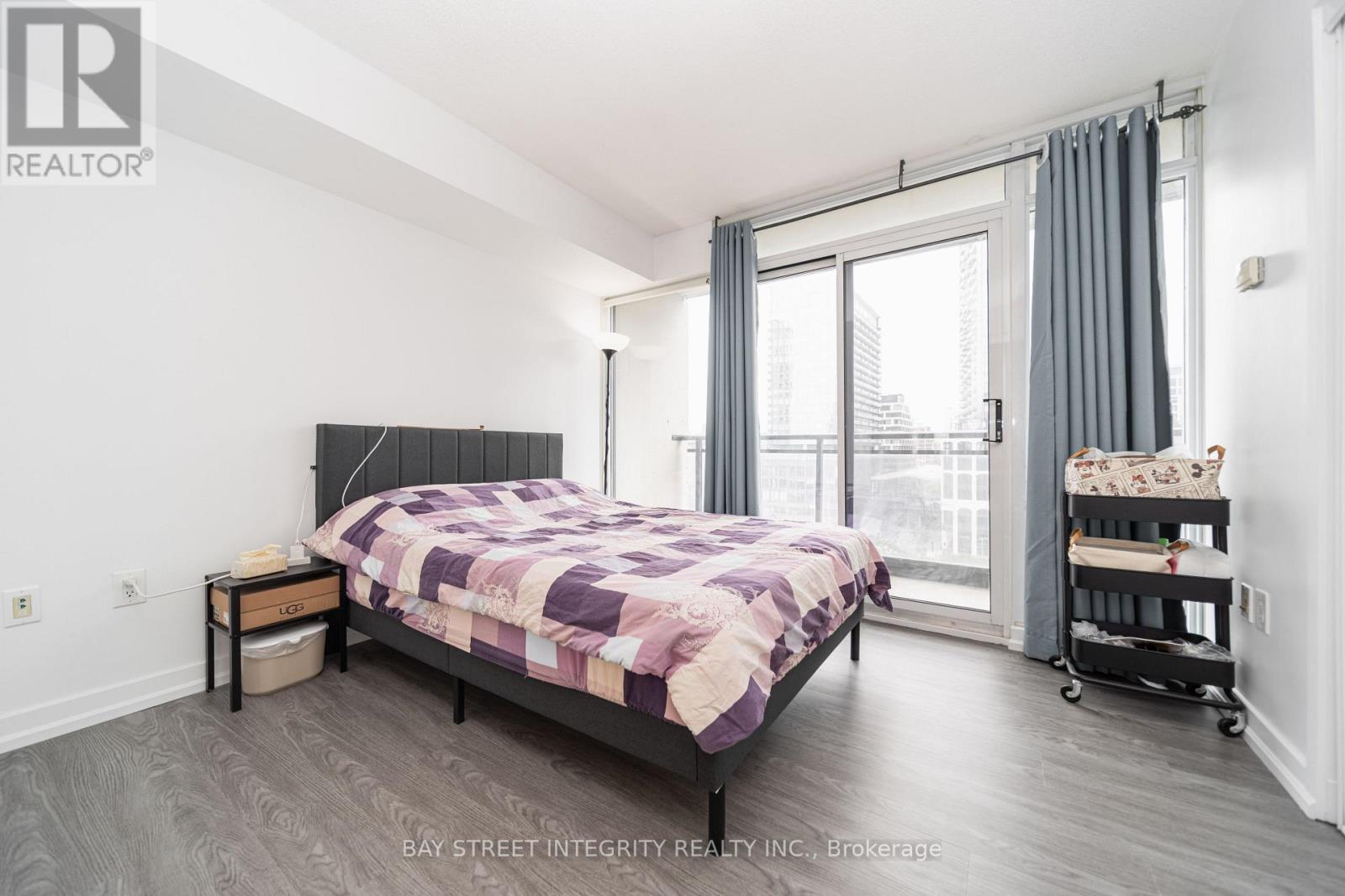 1103 - 25 Capreol Court, Toronto, Ontario  M5V 3Z7 - Photo 25 - C12282180