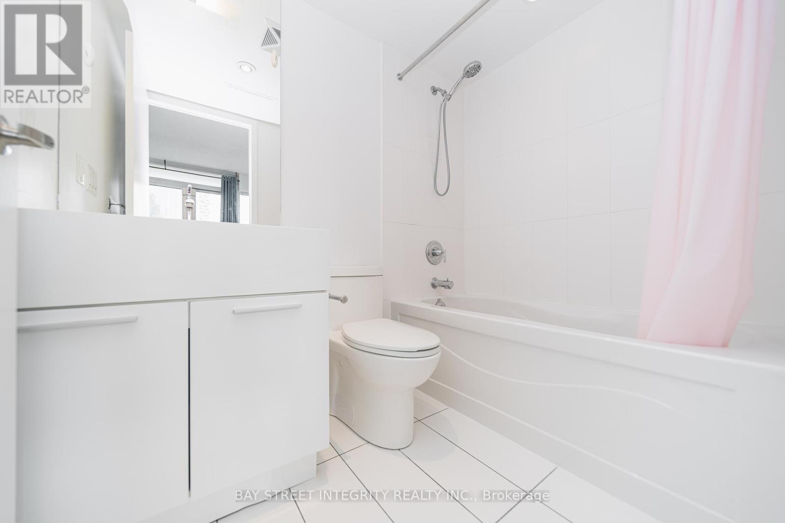 1103 - 25 Capreol Court, Toronto, Ontario  M5V 3Z7 - Photo 26 - C12282180