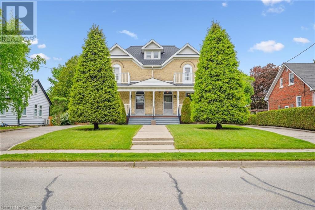Property at 622 - 624 DOLPH Street N image 2