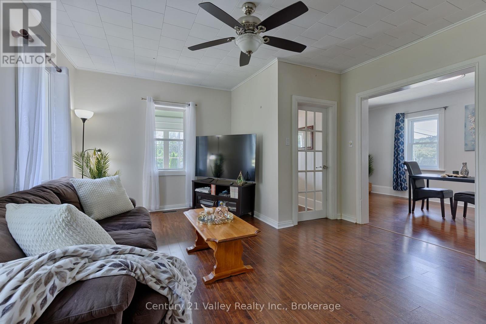 199 Bonnechere Street W, Bonnechere Valley, Ontario K0J 1T0 - Photo 15 - X12282224