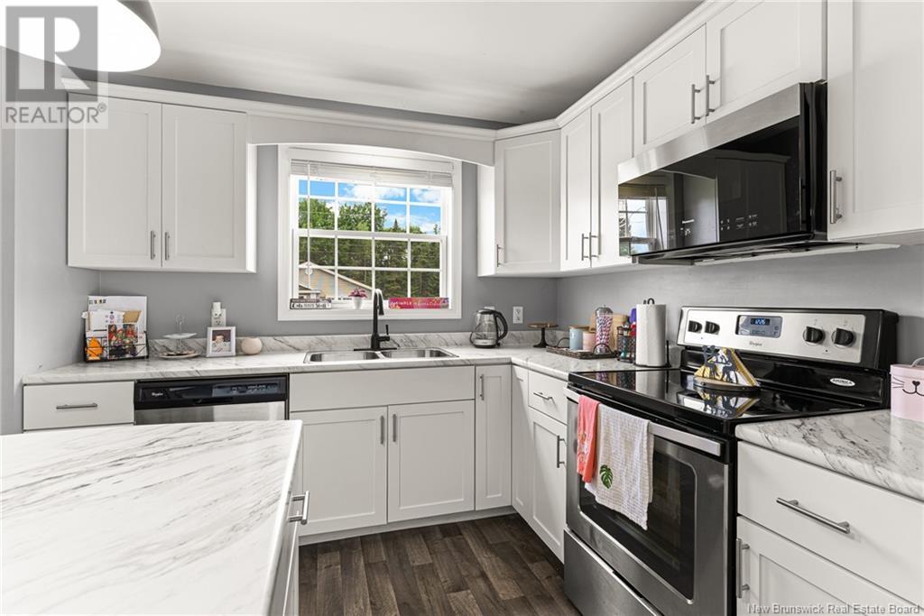 Property at 130 Sequoia Drive image 4
