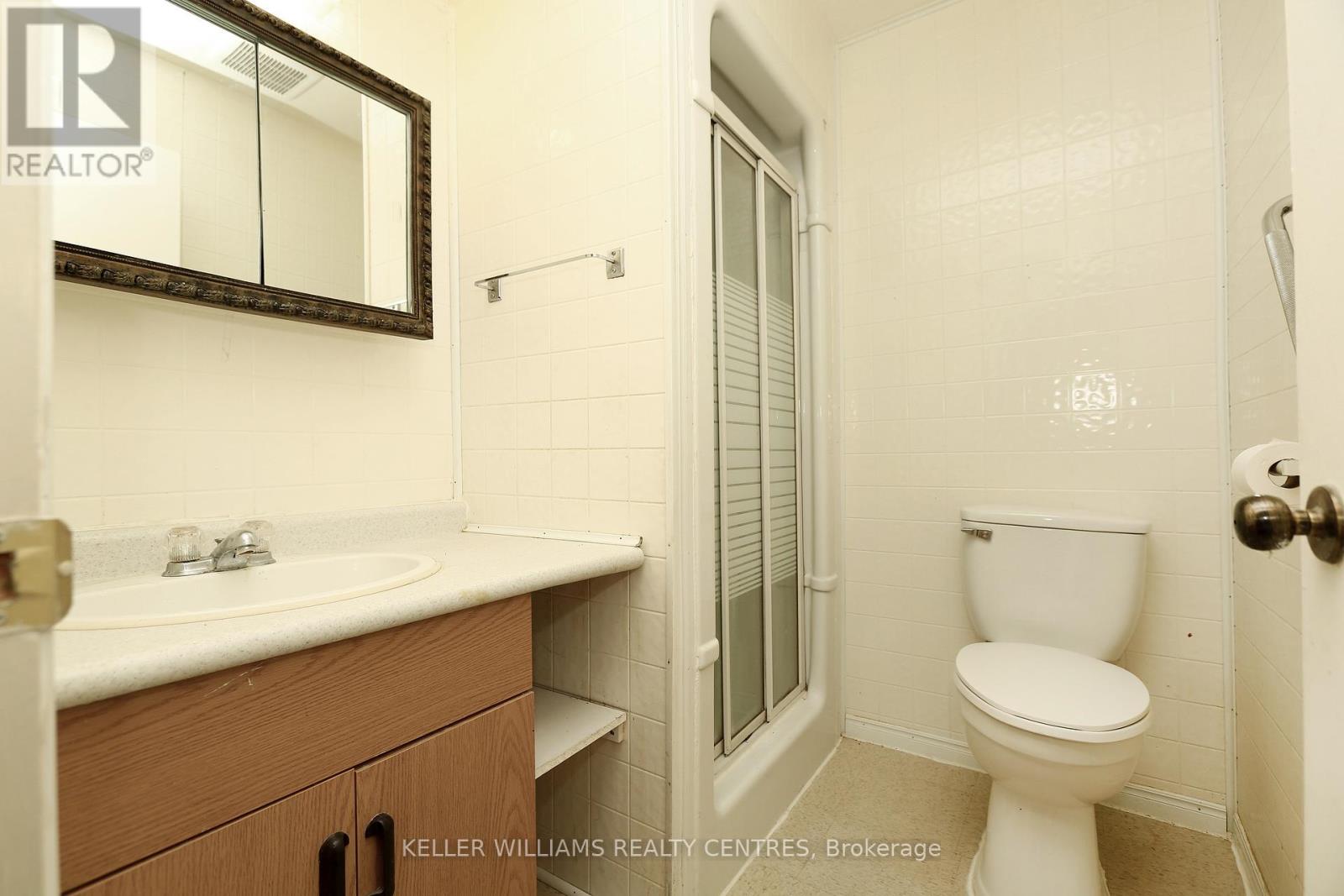 329 Josephine Street, North Huron, Ontario  N0G 2W0 - Photo 11 - X12282187