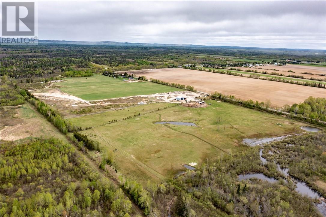 876 Montee Principale, Chelmsford, Ontario