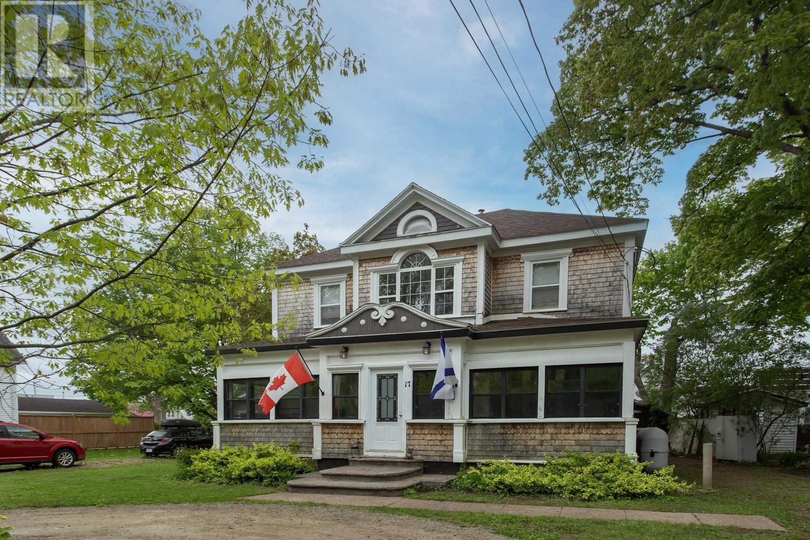 17 Queen Street, Middleton, Nova Scotia  B0S 1P0 - Photo 2 - 202507931