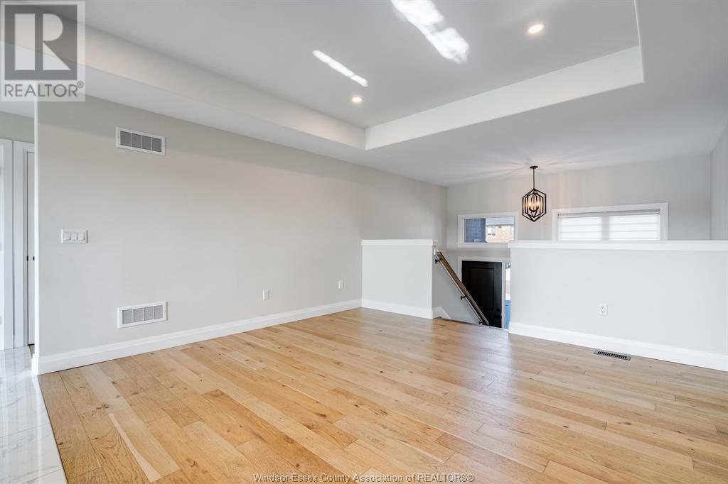 Property at 721 Faleria STREET image 5