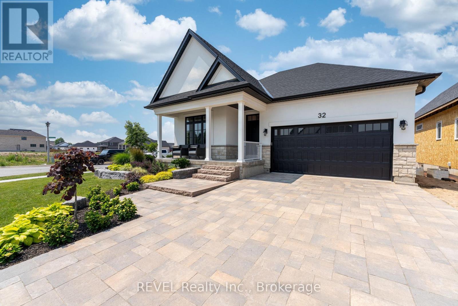 Property at 32 HARVEST DRIVE image 2
