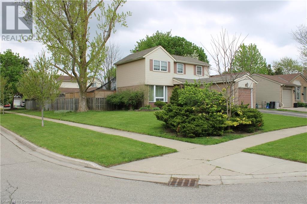 Property at 56 TRAILWOOD Crescent image 2