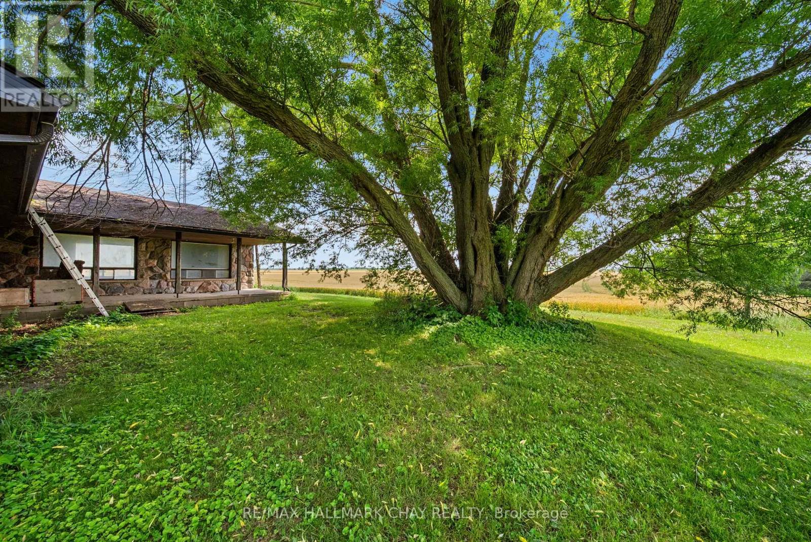 Property at 2247 15/16 SDRD S SUNN image 4