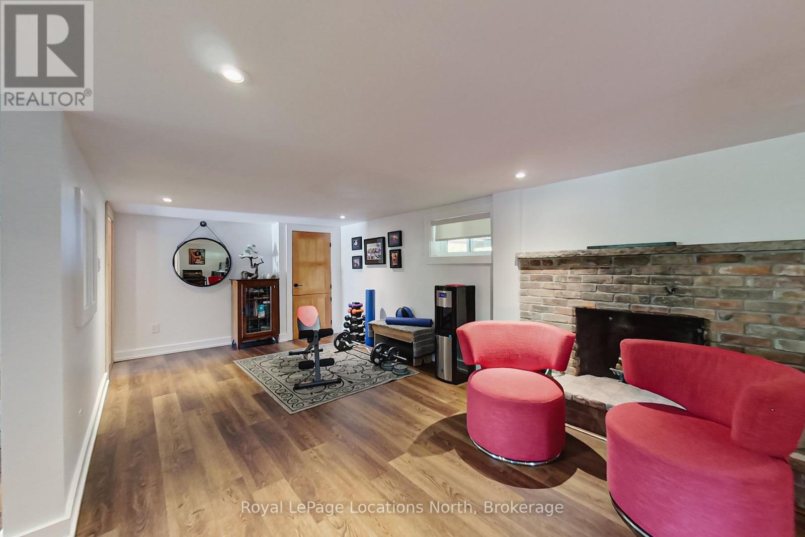 33 D Lane, Collingwood, Ontario  L9Y 0X2 - Photo 24 - S12282290