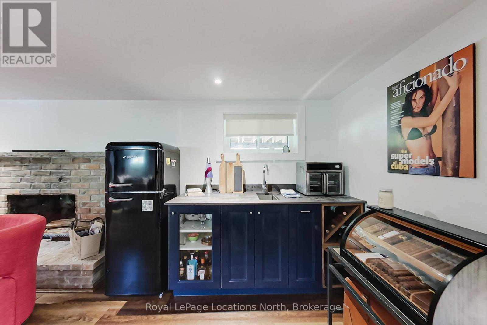 33 D Lane, Collingwood, Ontario  L9Y 0X2 - Photo 25 - S12282290