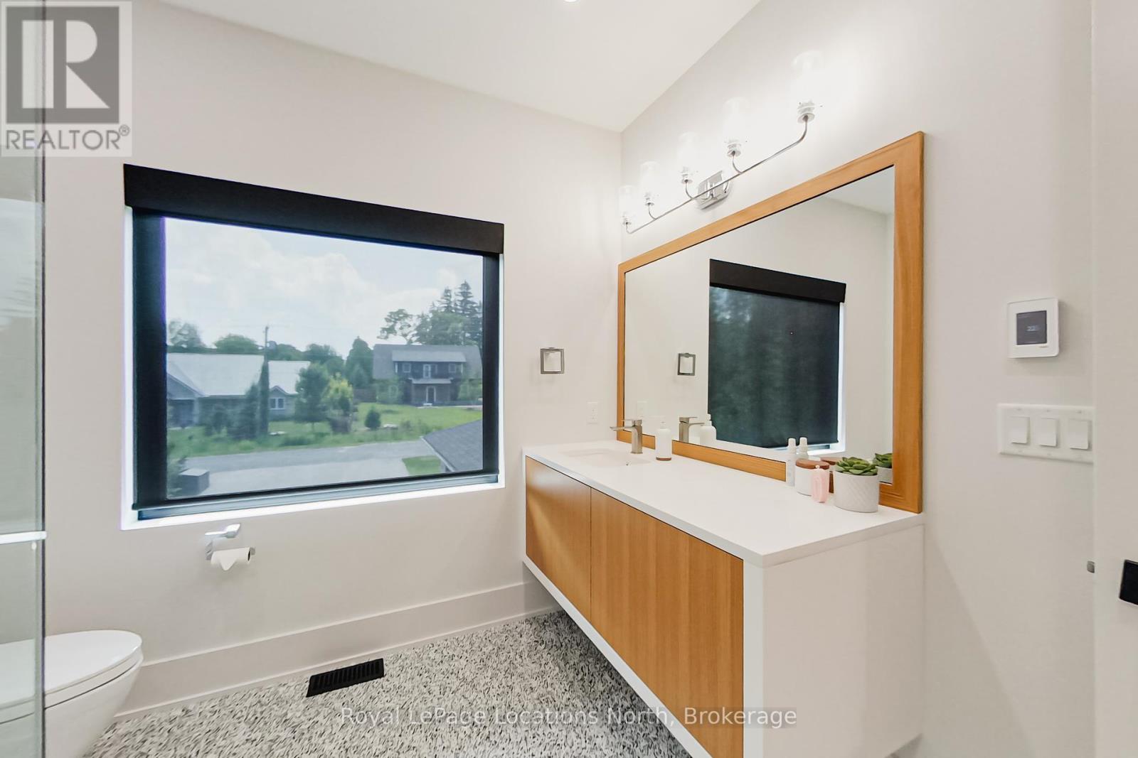 74 Arthur Street E, Blue Mountains, Ontario  N0H 2P0 - Photo 25 - X12282292