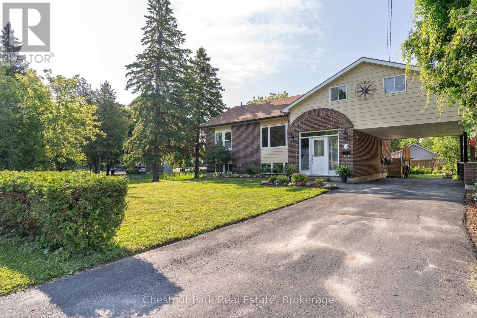 10 Water Street, Collingwood, Ontario  L9Y 4P1 - Photo 4 - S12117941