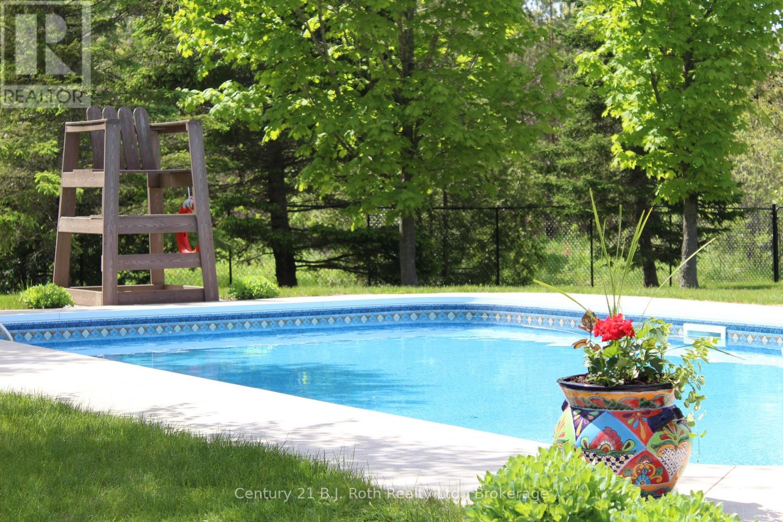 1057 Hurlwood Lane Lane, Severn, Ontario  L3V 6H4 - Photo 28 - S12179059