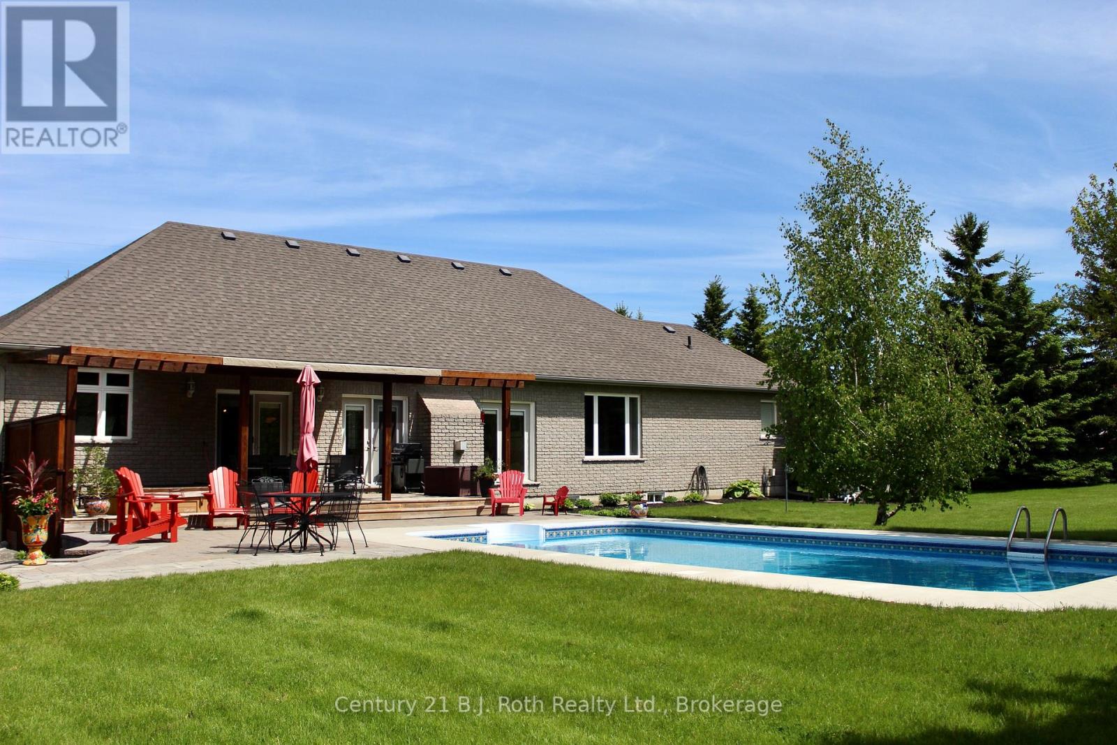 1057 Hurlwood Lane Lane, Severn, Ontario  L3V 6H4 - Photo 30 - S12179059