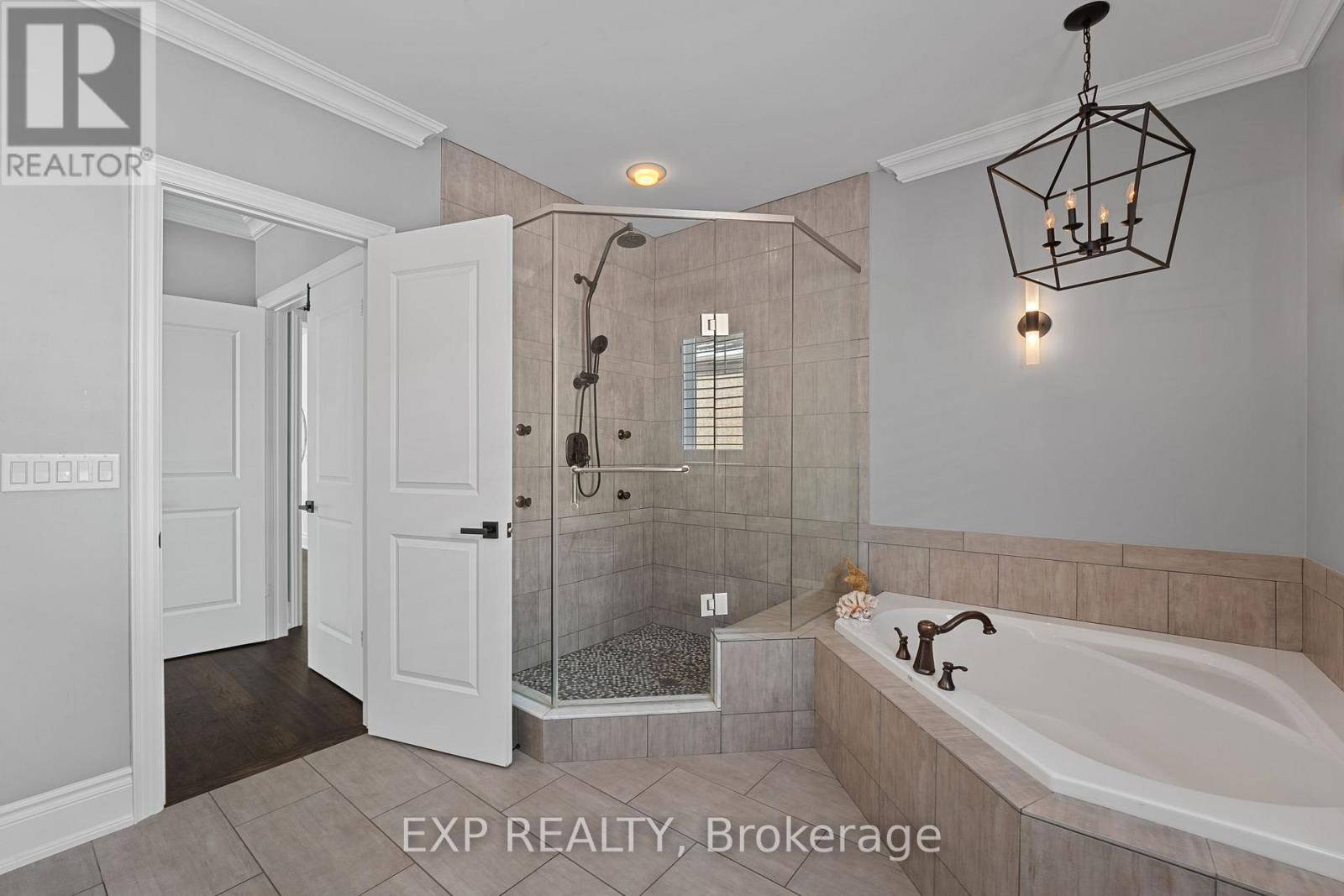3 Wolford Court, Georgina, Ontario  L4P 0B1 - Photo 24 - N12282326