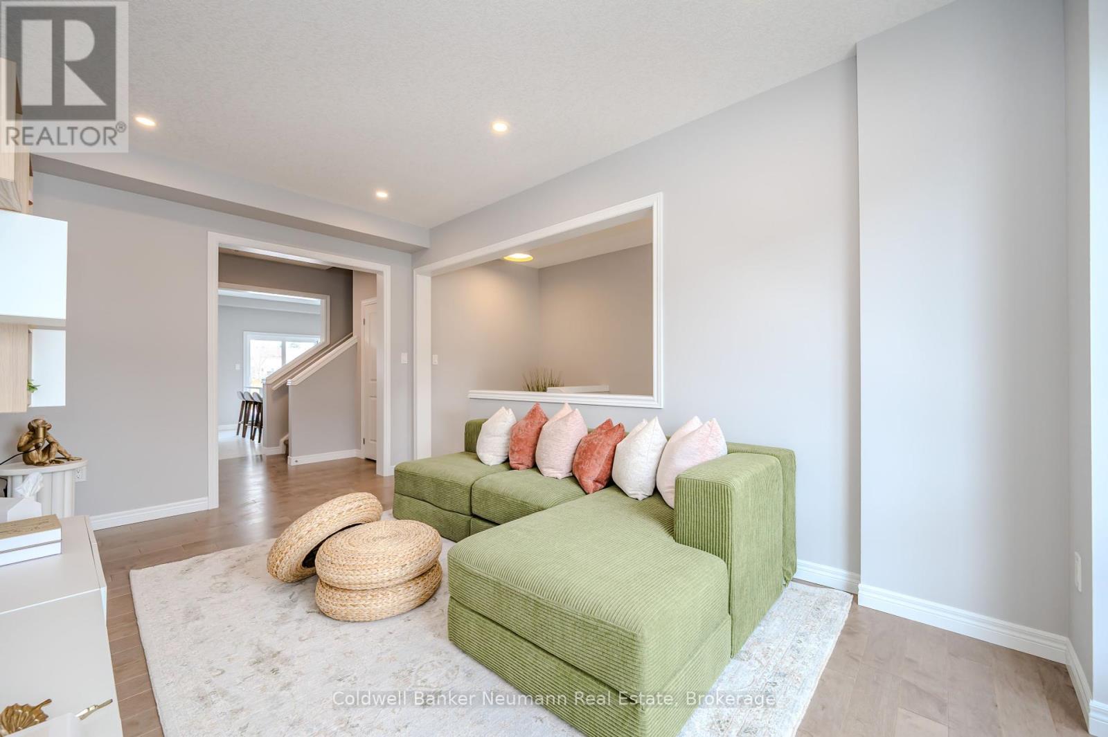 5 Sora Lane, Guelph, Ontario  N1E 0T4 - Photo 5 - X12282374