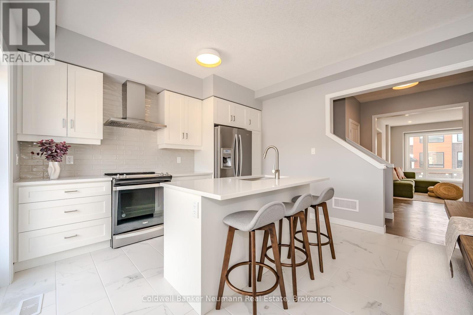 5 Sora Lane, Guelph, Ontario  N1E 0T4 - Photo 7 - X12282374
