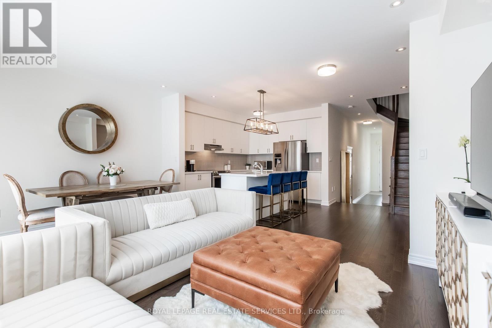 1342 Farmstead Drive, Milton, Ontario  L9E 1K9 - Photo 16 - W12282318