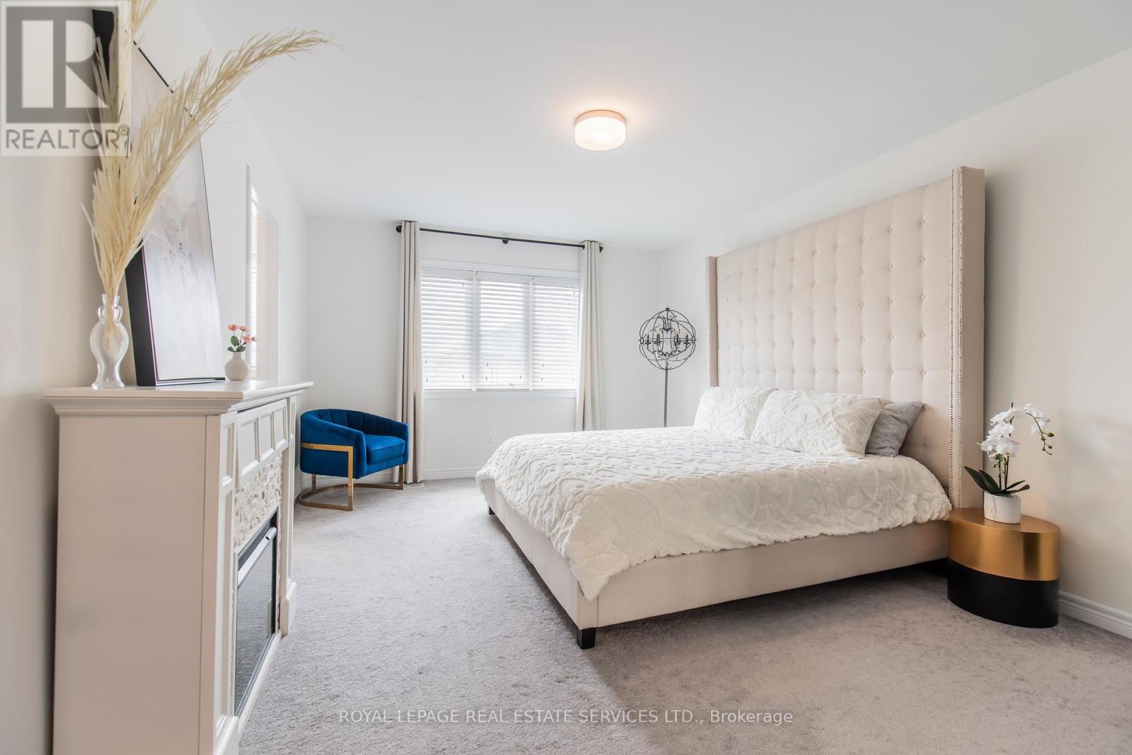 1342 Farmstead Drive, Milton, Ontario  L9E 1K9 - Photo 19 - W12282318