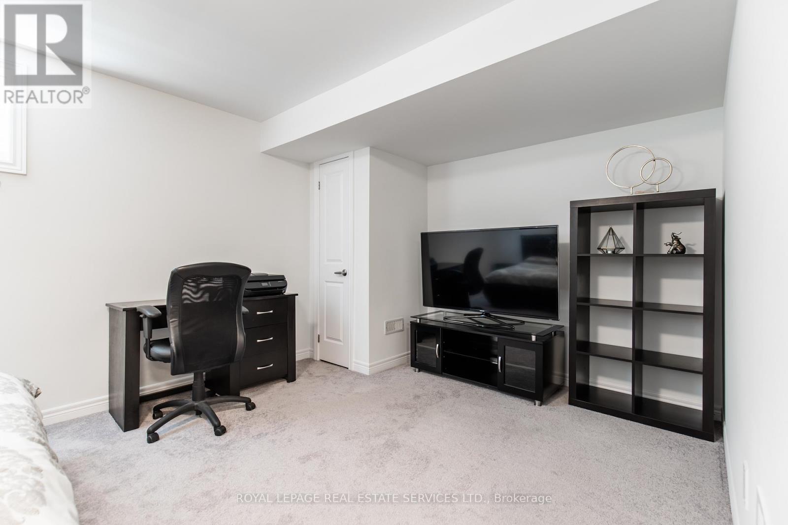 1342 Farmstead Drive, Milton, Ontario  L9E 1K9 - Photo 30 - W12282318