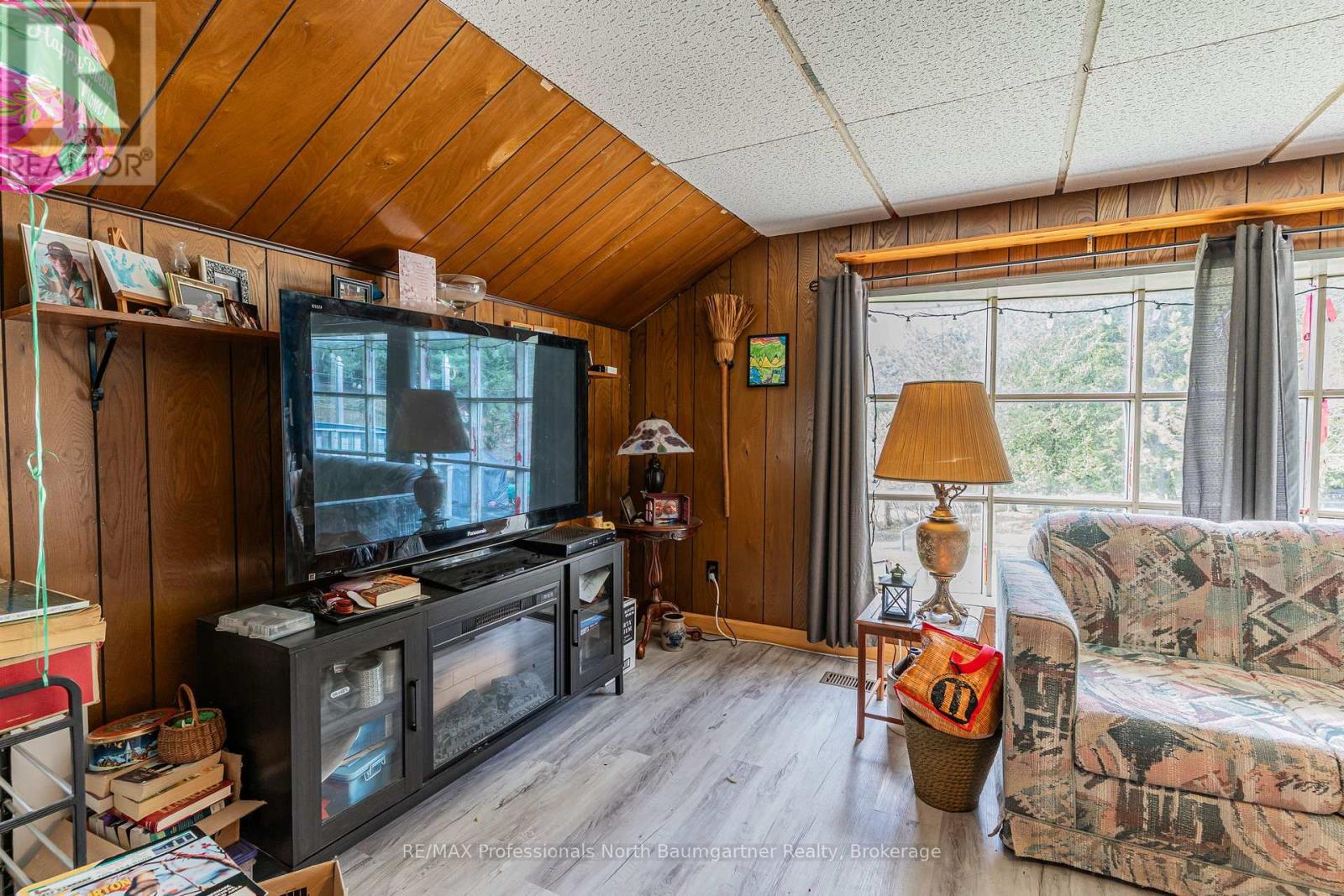 1093 Reynolds Road, Minden Hills, Ontario  K0M 2K0 - Photo 18 - X12189937