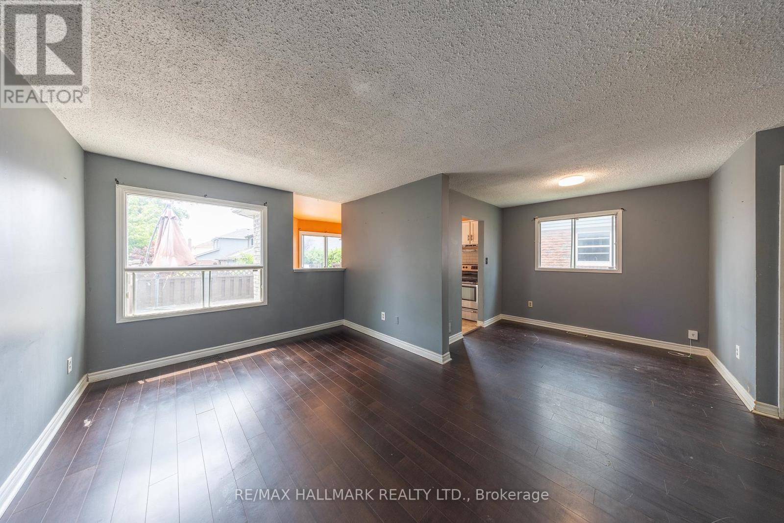 200 Adele Crescent, Oshawa, Ontario  L1J 7W5 - Photo 11 - E12261819