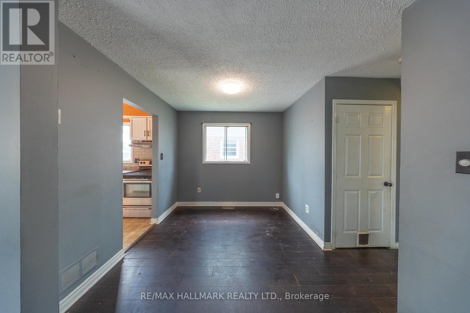 200 Adele Crescent, Oshawa, Ontario  L1J 7W5 - Photo 12 - E12261819