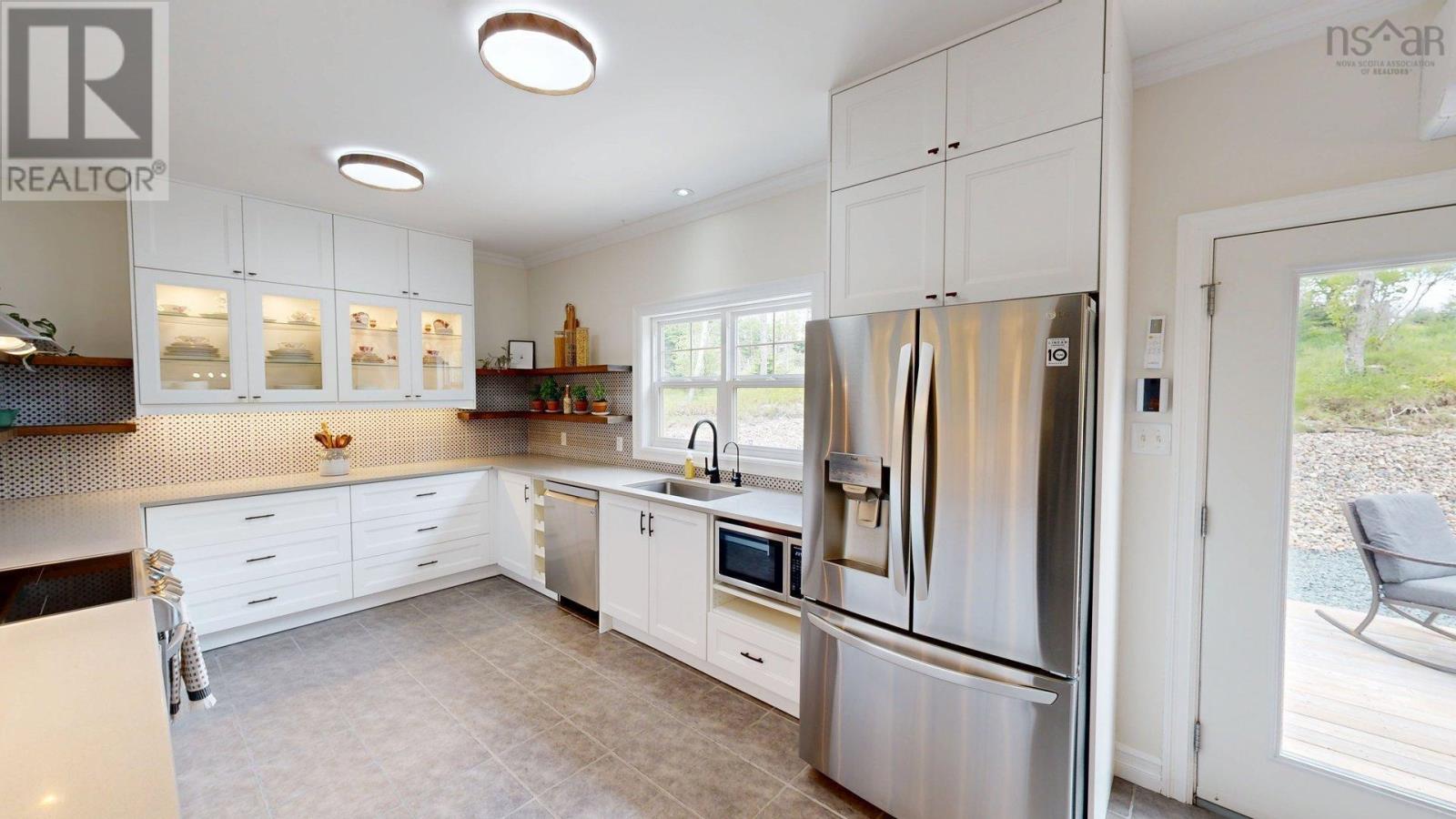 84 Oceanic Drive, East Lawrencetown, Nova Scotia  B2Z 1T6 - Photo 13 - 202515111