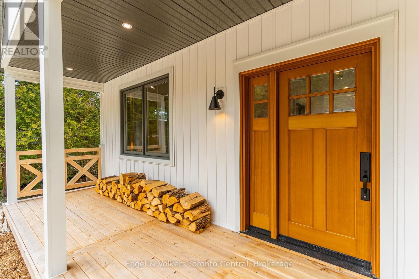 256 Cape Chin N Shore Road, Northern Bruce Peninsula, Ontario  N0H 1W0 - Photo 8 - X12114053