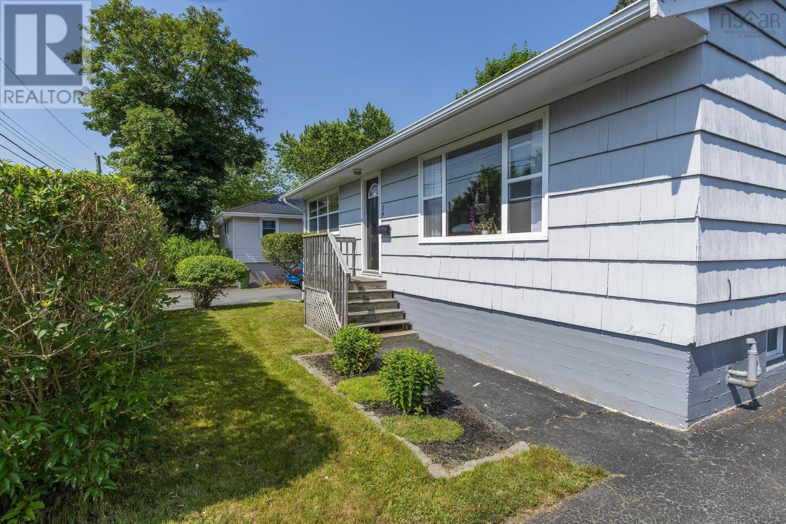 Property at 19 Woodland Avenue image 1