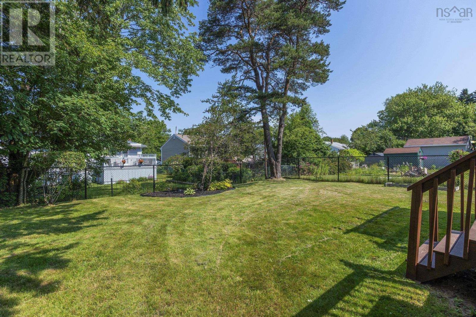 Property at 19 Woodland Avenue image 4