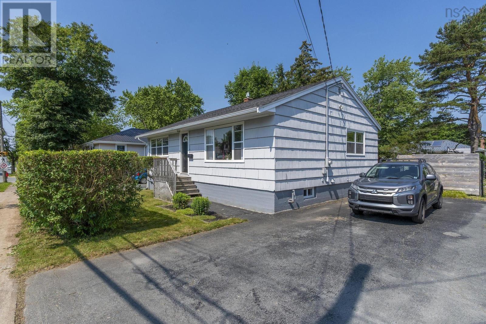 Property at 19 Woodland Avenue image 2