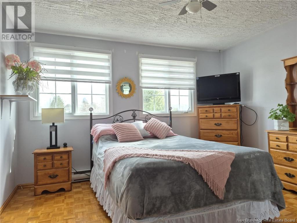 210 Rue Francine, Beresford, New Brunswick  E8K 1N8 - Photo 7 - NB115607