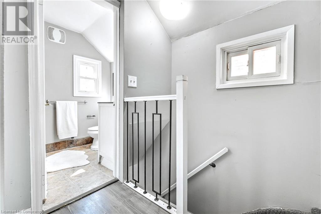 381 Herkimer Street, Hamilton, Ontario  L8P 2J2 - Photo 22 - 40724330