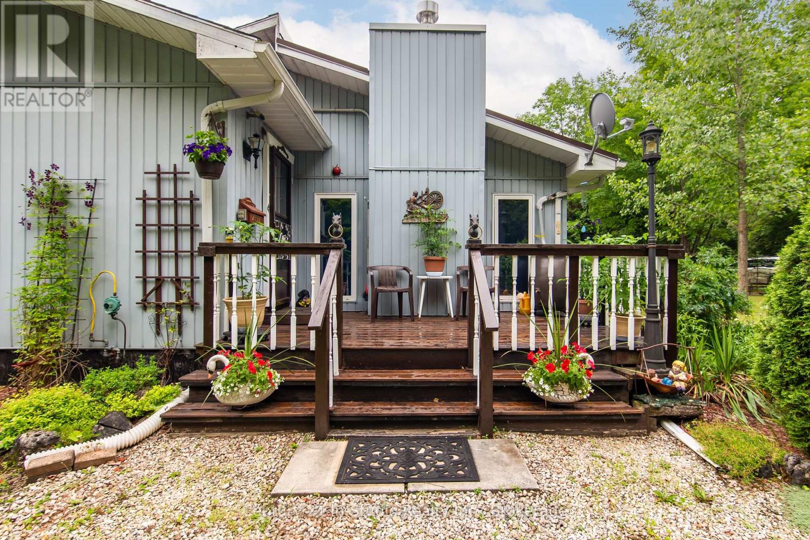 255263 1 Concession, Chatsworth, Ontario  N0H 2V0 - Photo 16 - X12282526