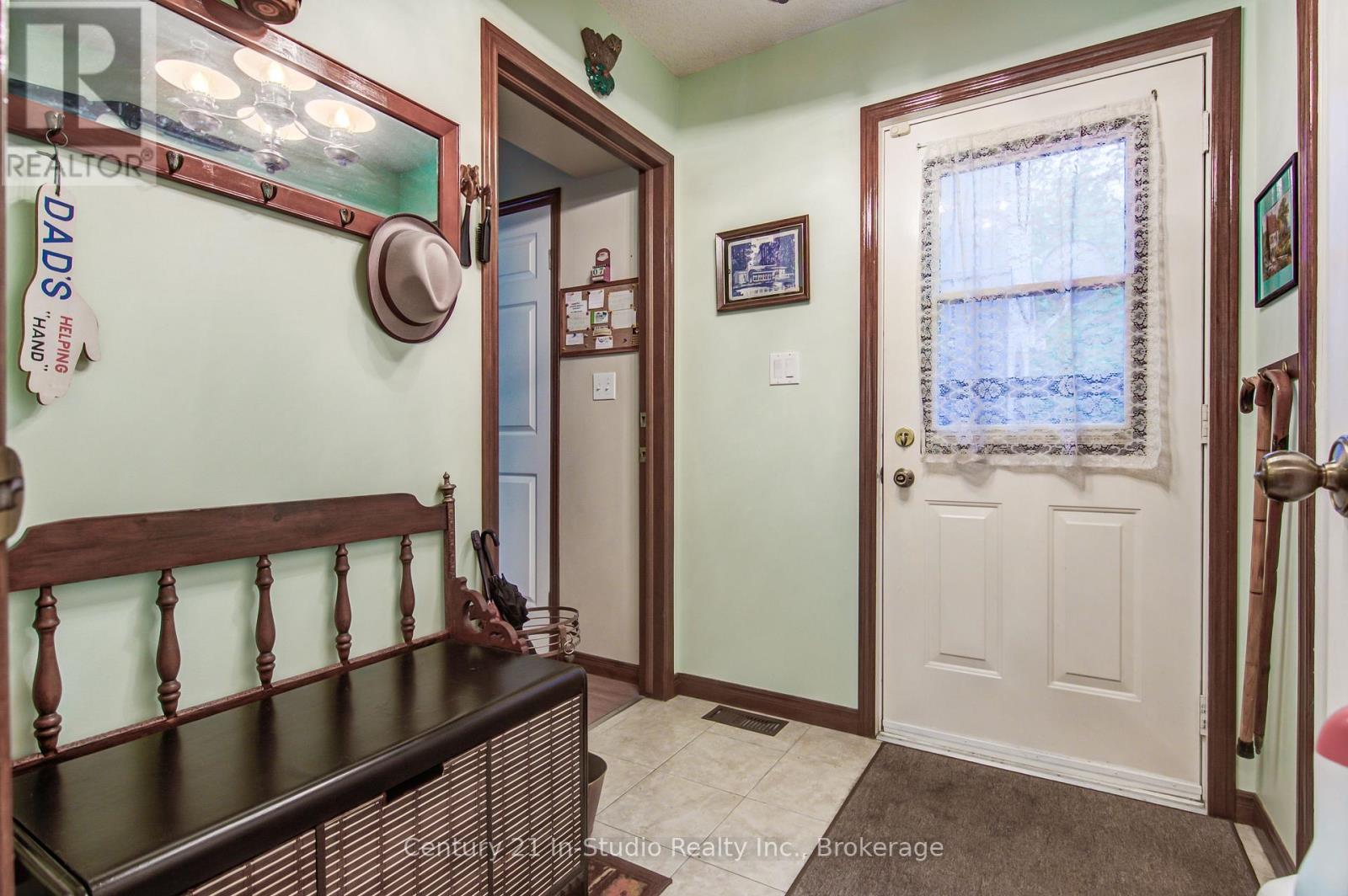 255263 1 Concession, Chatsworth, Ontario  N0H 2V0 - Photo 18 - X12282526