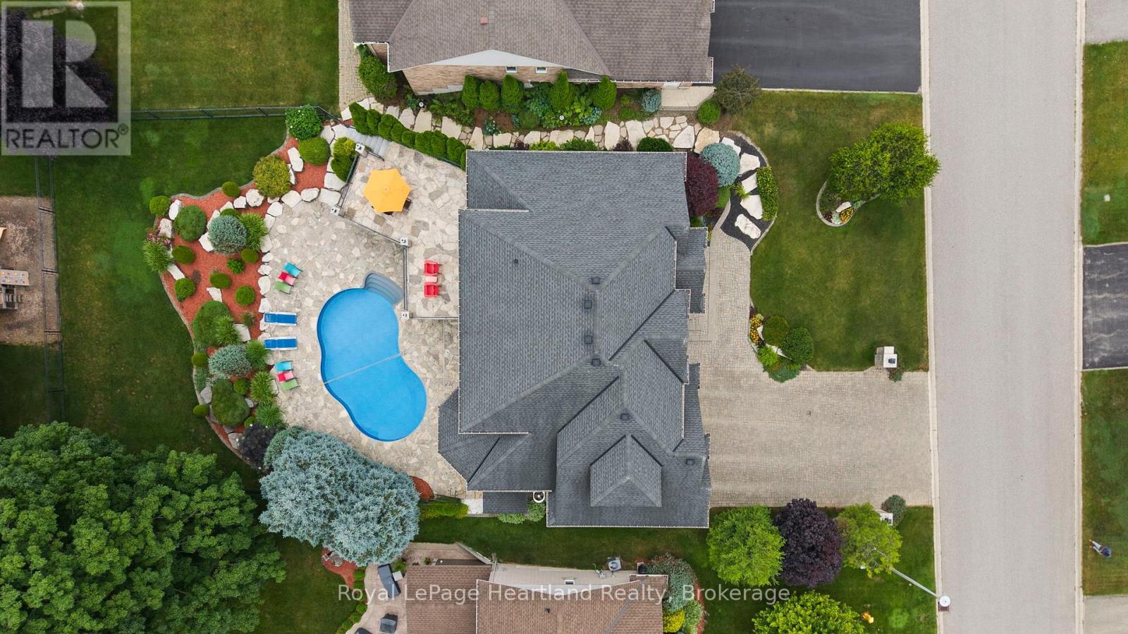 169 Park Drive, North Huron, Ontario  N0G 2W0 - Photo 2 - X12282540