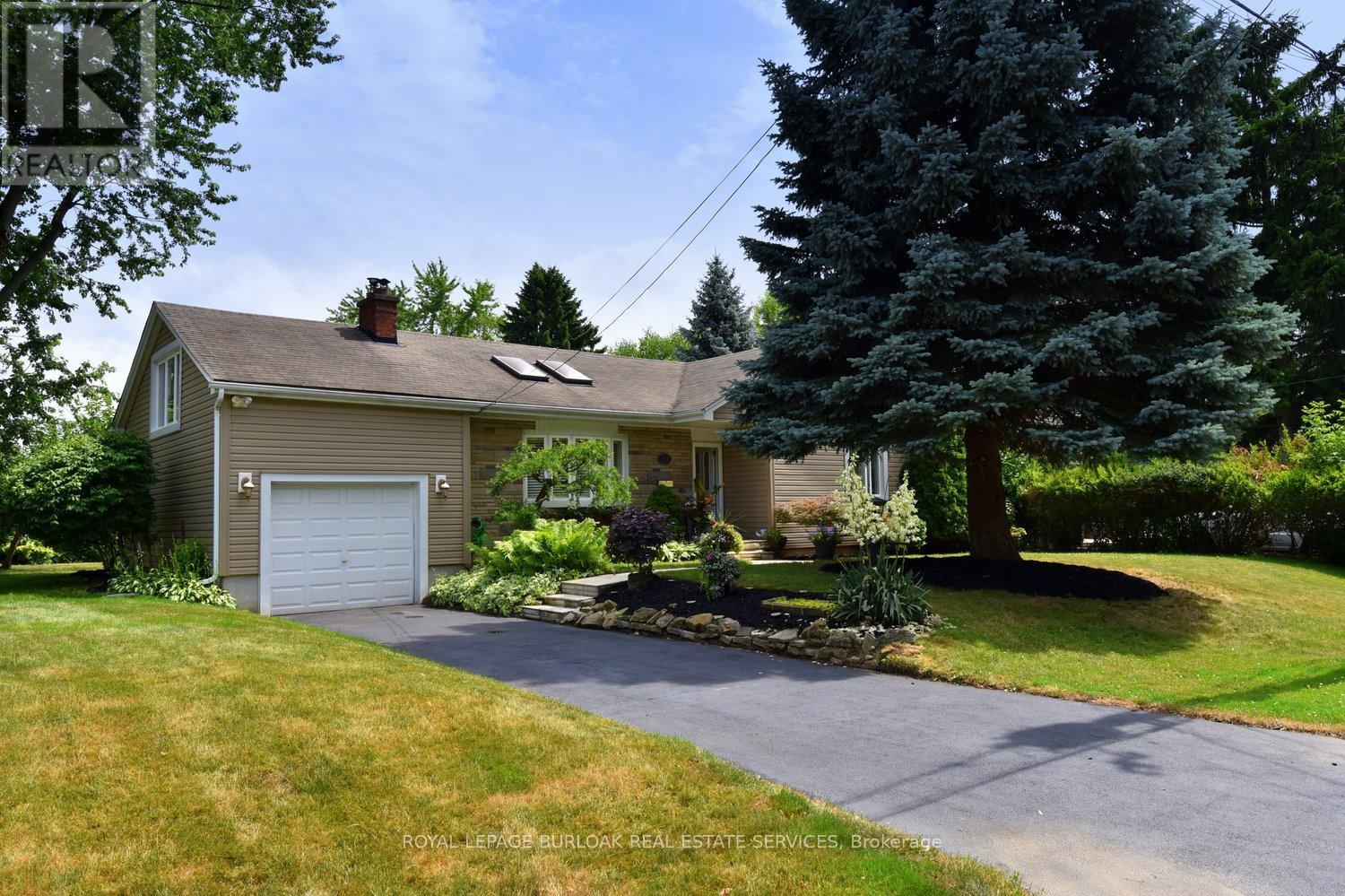 Property at 1034 CEDAR AVENUE image 2